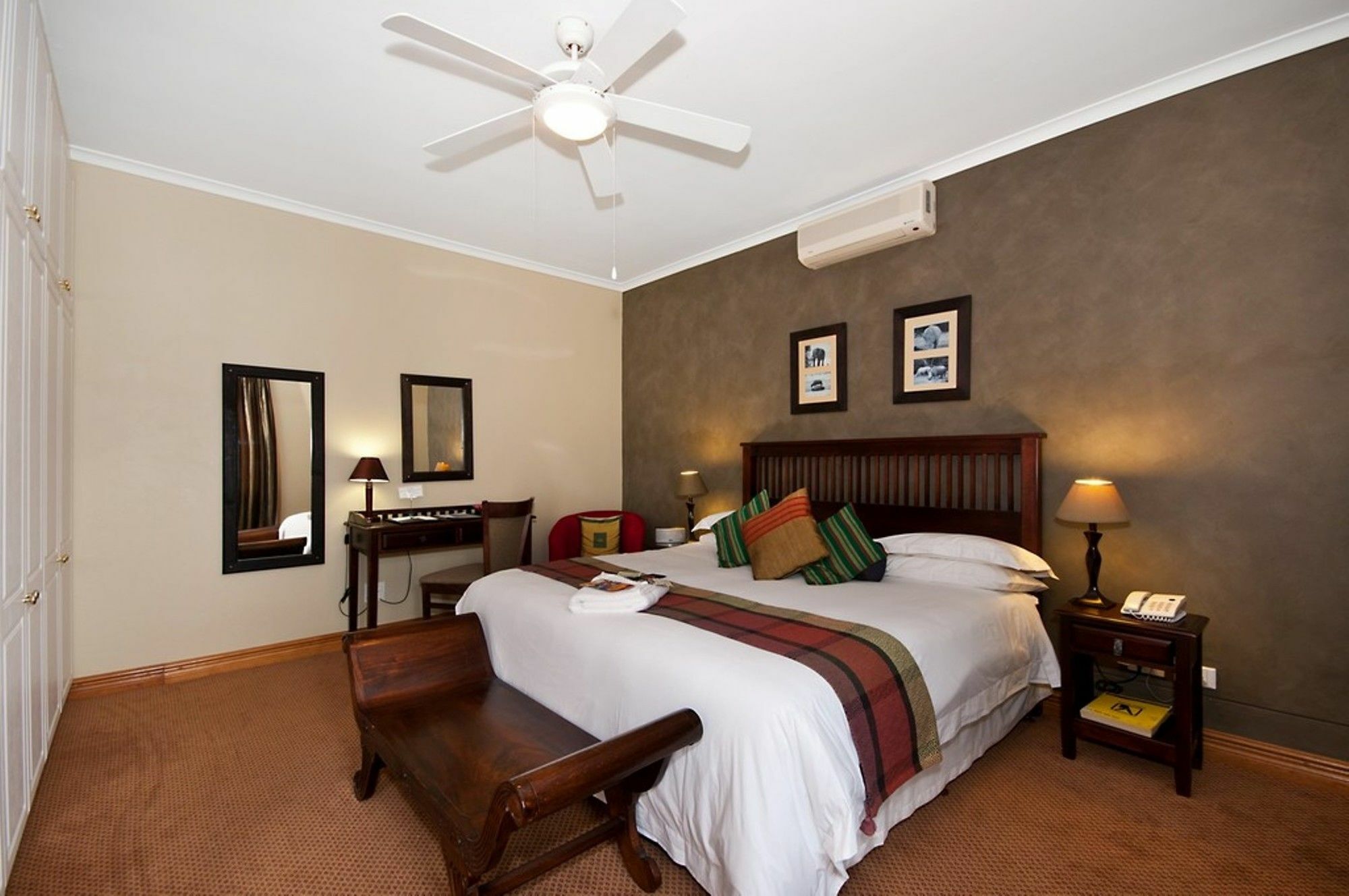 Cape Flame Guest House Port Elizabeth Exterior foto
